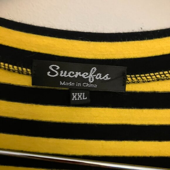 Striped Retro Dress with Tie - Picture 4 of 8